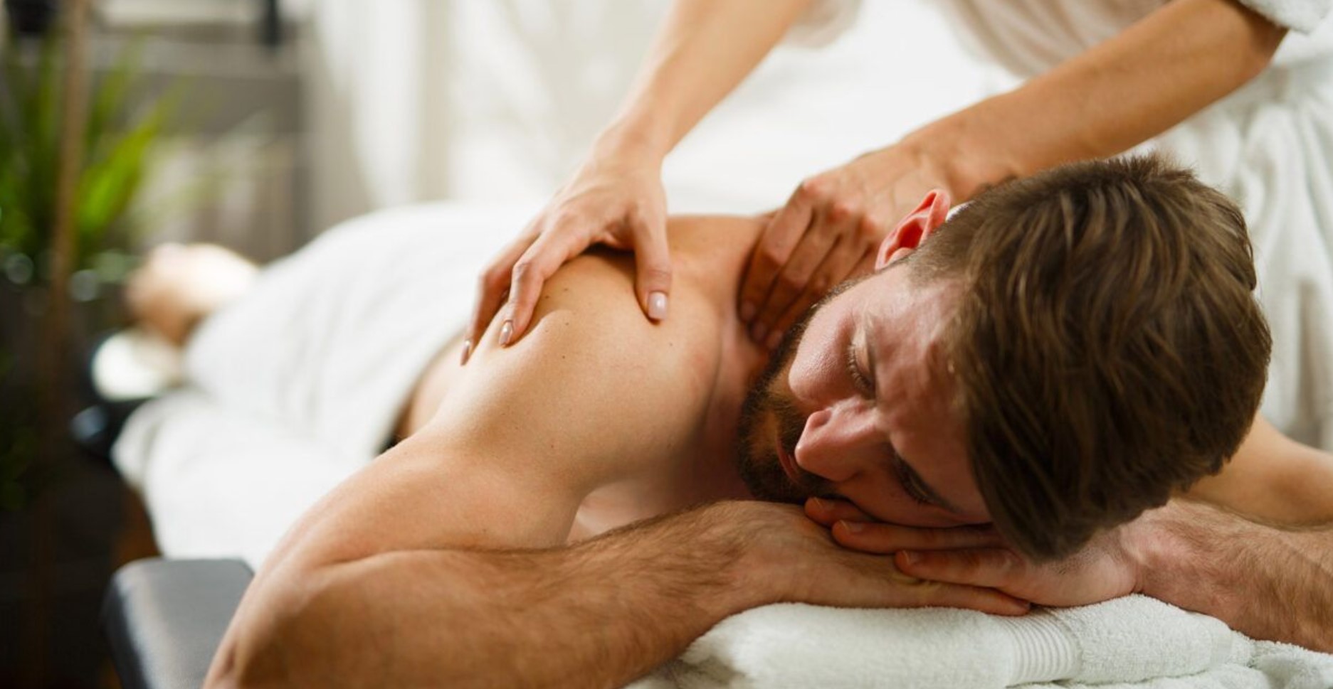 Lingam Massage: Unleashing Masculine Energy and Vitality